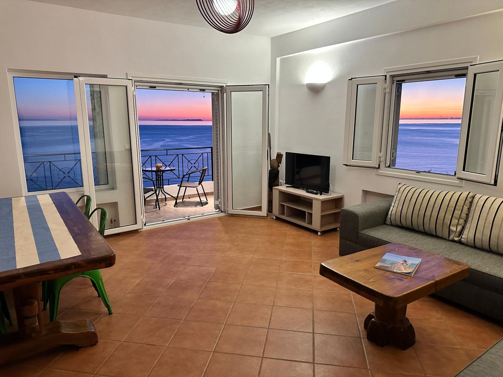 Roumers Himara Exteriér fotografie